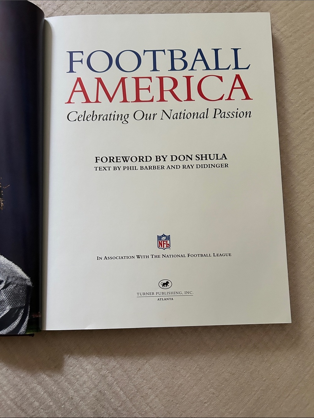Vintage Football America: Celebrating Our National Passion Classic Edition 1996 - Picture 2 of 13